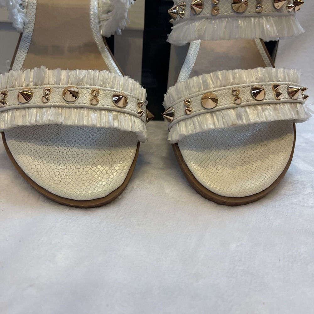 Camel Threads Women's Size 8 Blair Pearl Fridge Spike Sandal - Picture 9 of 12